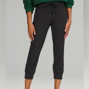 Lululemon Black Cropped Joggers
